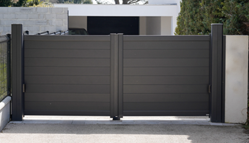 Faire poser un portail electrique pour un chateau viticole sur Saint André de Cubzac : Pose et entretien par votre serrurier de la rive droite de Bordeaux