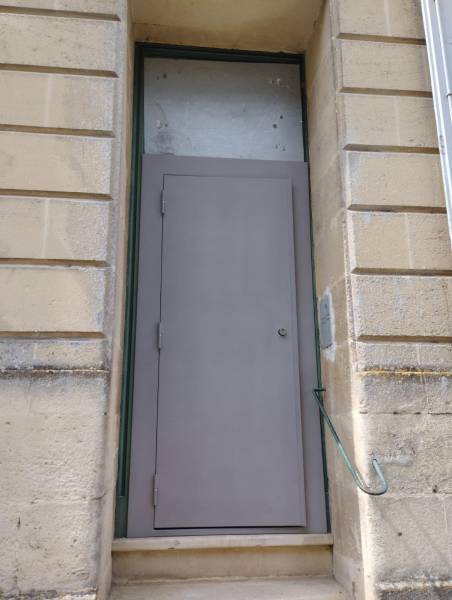 Spécialiste de la porte anti squat en Gironde : Pose pour protection de chantier à Blaye dans le 33