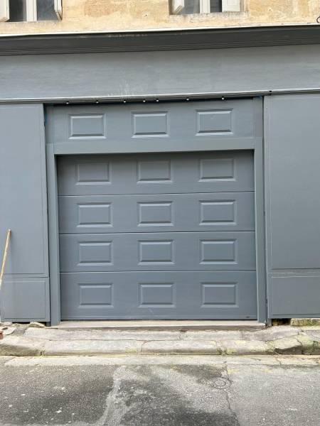 Pose d'une porte de garage HF Portas avec imposte hautes par Direct Ouverture serrurier sur Bruges